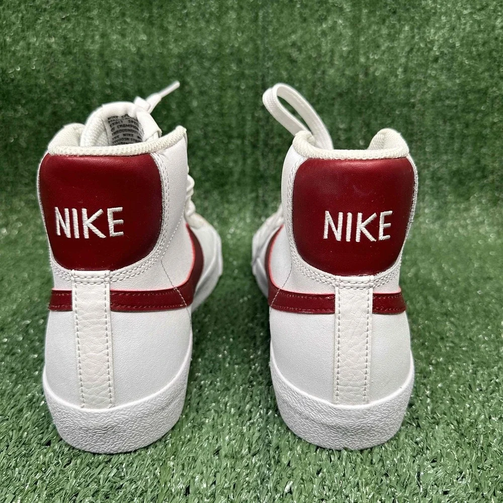 New Nike‎ Blazer High-Top Sneakers White Red Accents Youth Size 7